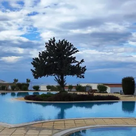 アパート The Forest Golf Penthouse With Real Mountain&seaviews *