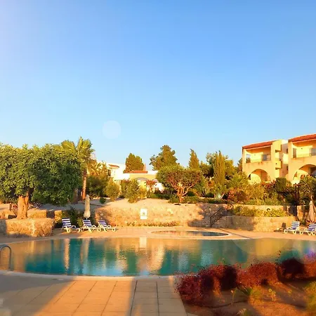 The Forest Golf Penthouse With Real Mountain&seaviews * Agios Amvrosios (Kyrenia)